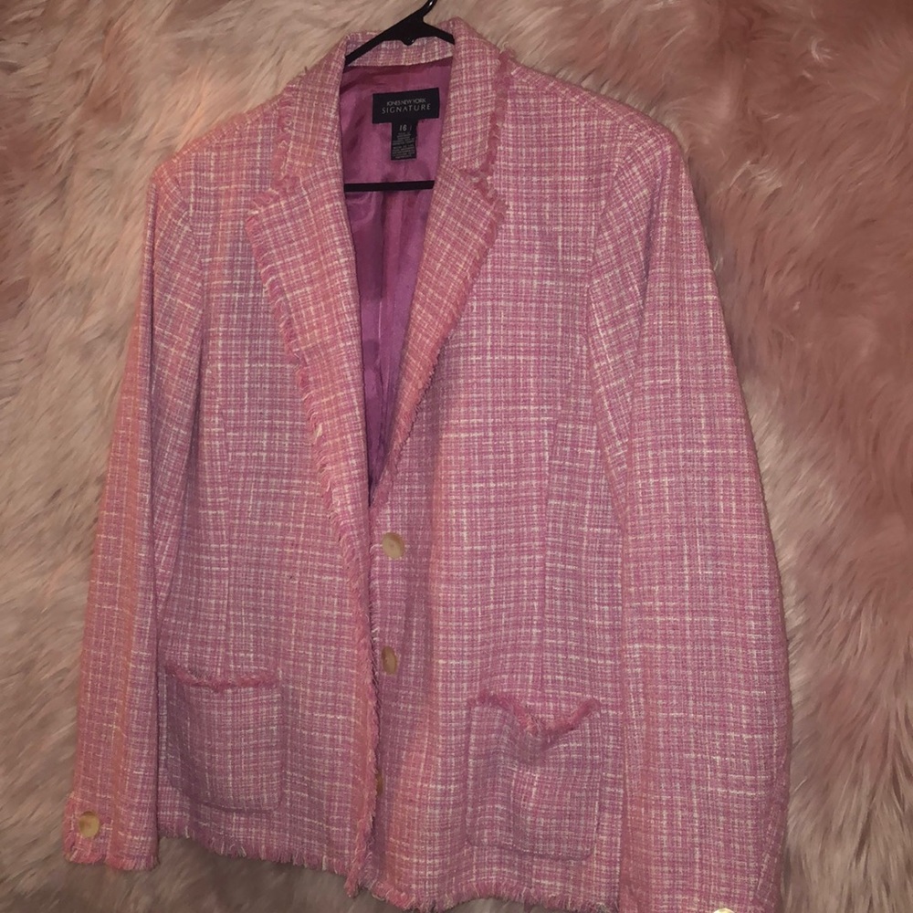 Cute Pink and White Blazer